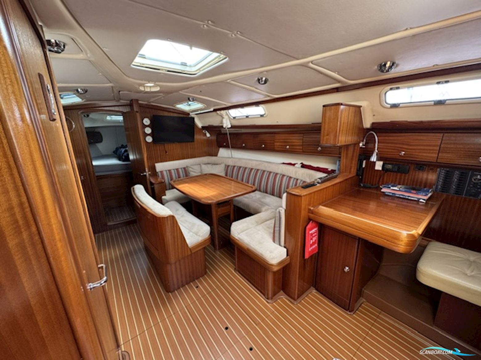 Bavaria 38 Cruiser Ekstremt Velholdt.