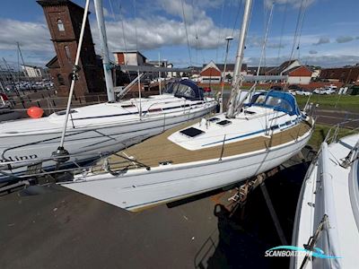 Bavaria 38 Exclusive Sailingboat 1999, with Yanmar  3JH3E engine, United Kingdom