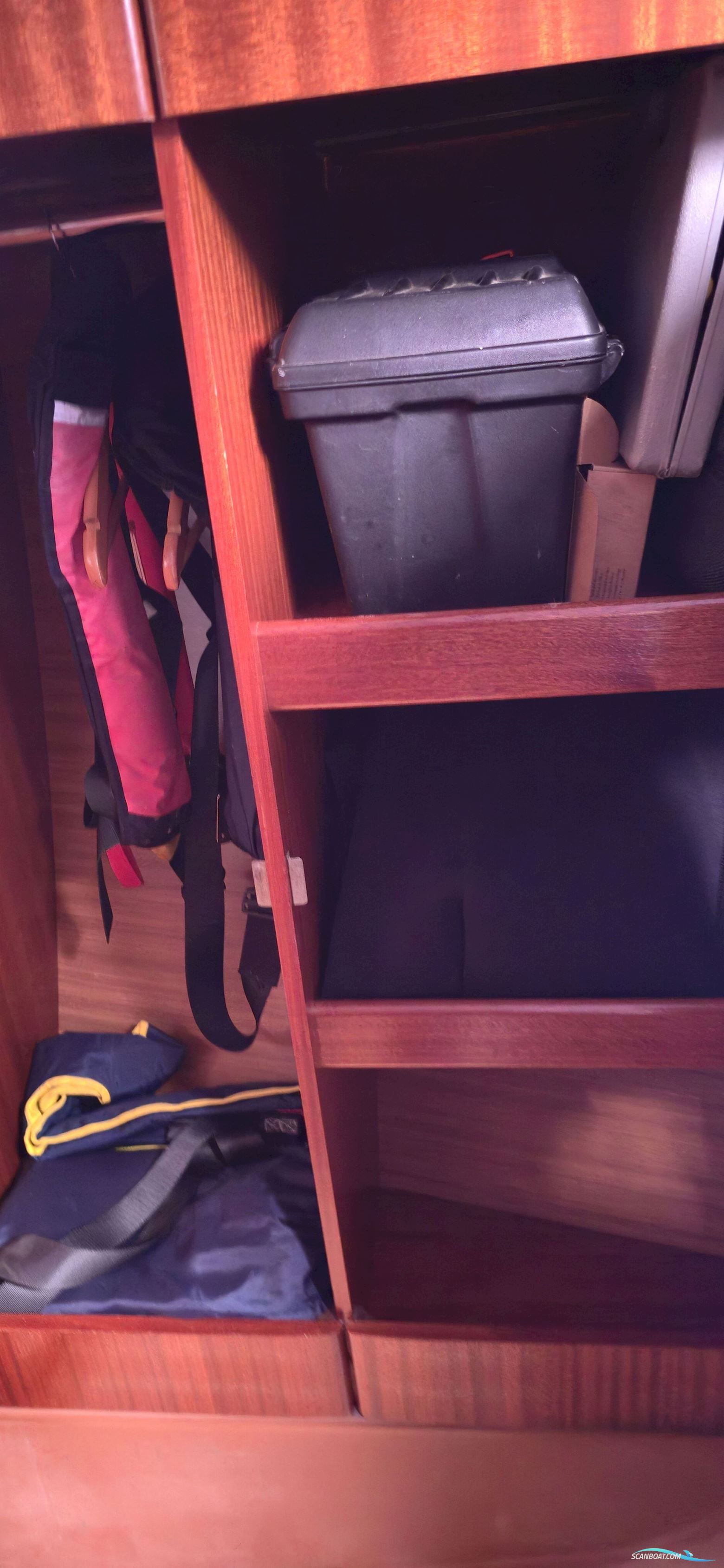 Bavaria 38 mit Liegeplatz und Winterlager, Rostock