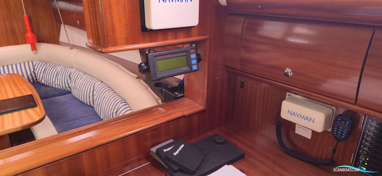 Bavaria 38 mit Liegeplatz und Winterlager, Rostock