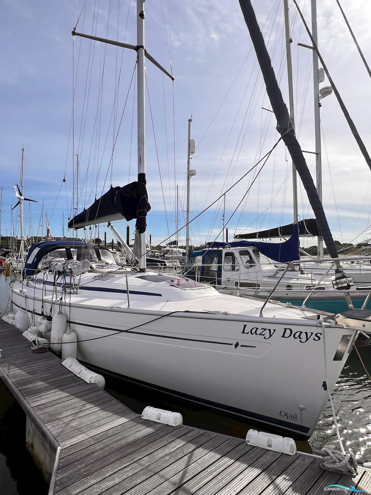Bavaria 38 Sailingboat 2003, with Volvo engine, United Kingdom