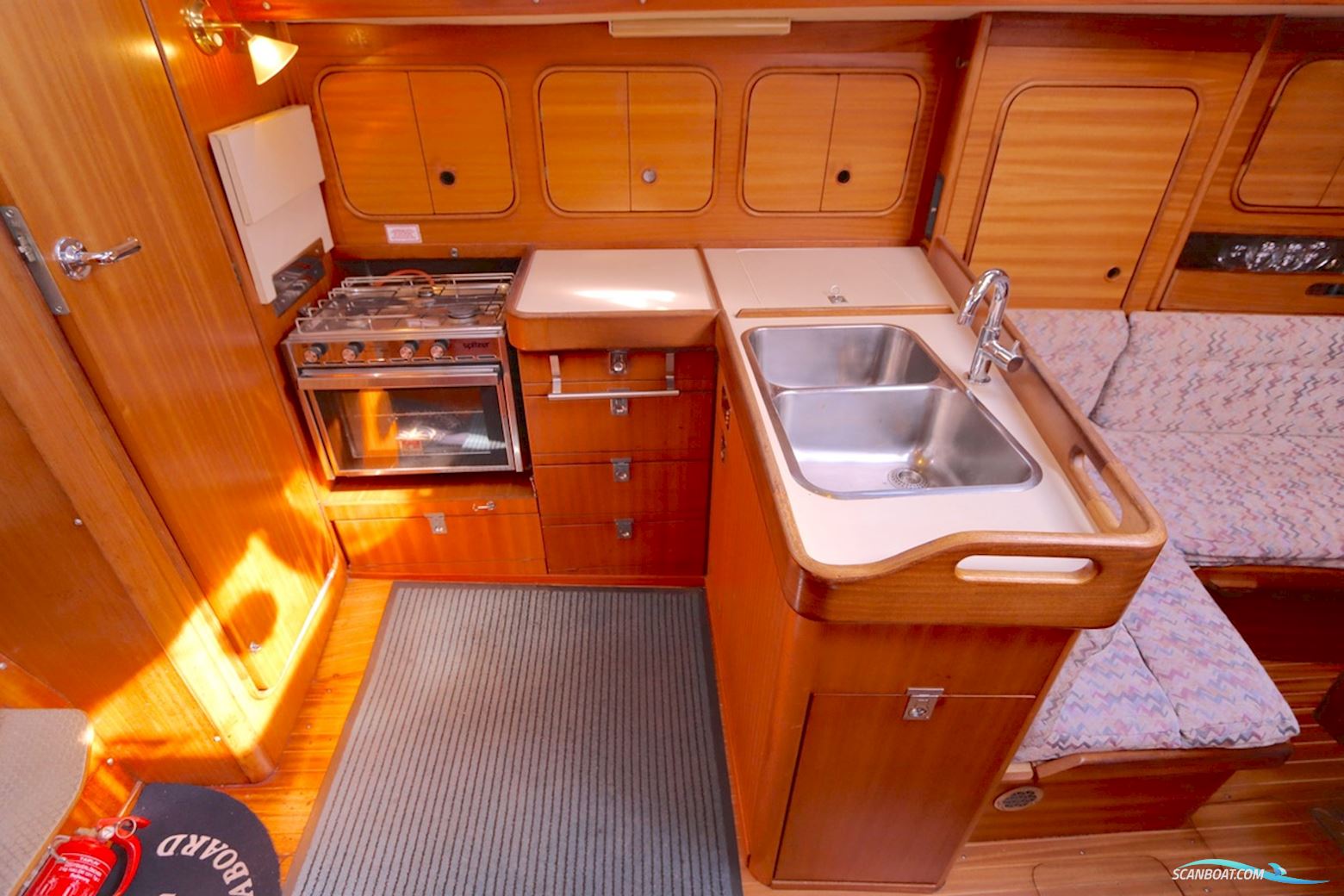 Bavaria 38