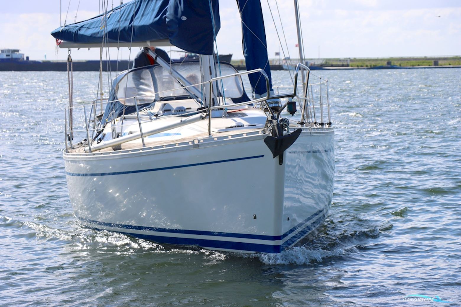 Bavaria 38