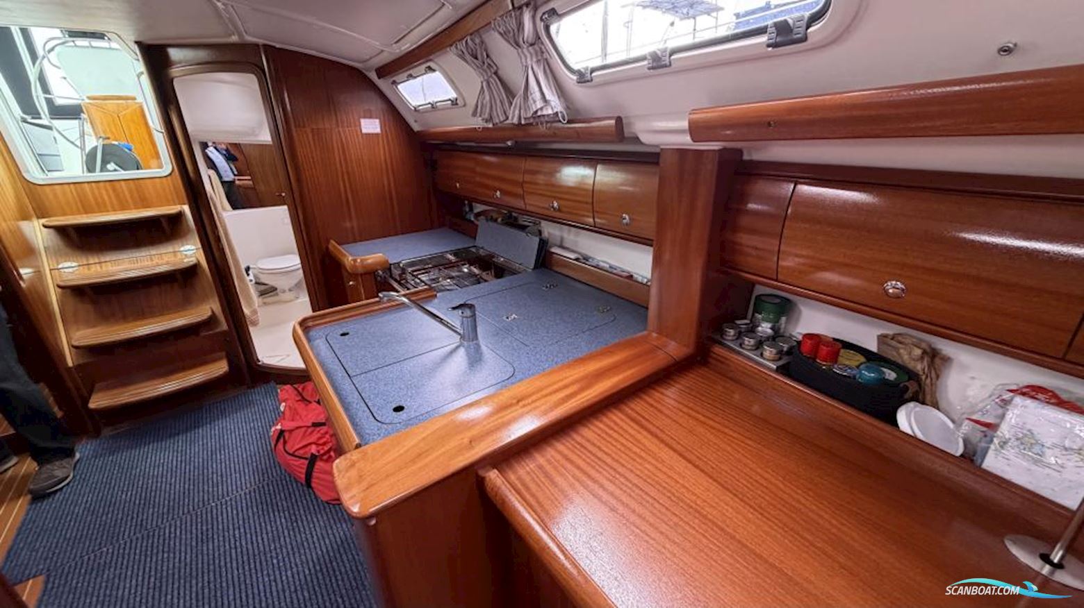 Bavaria 38