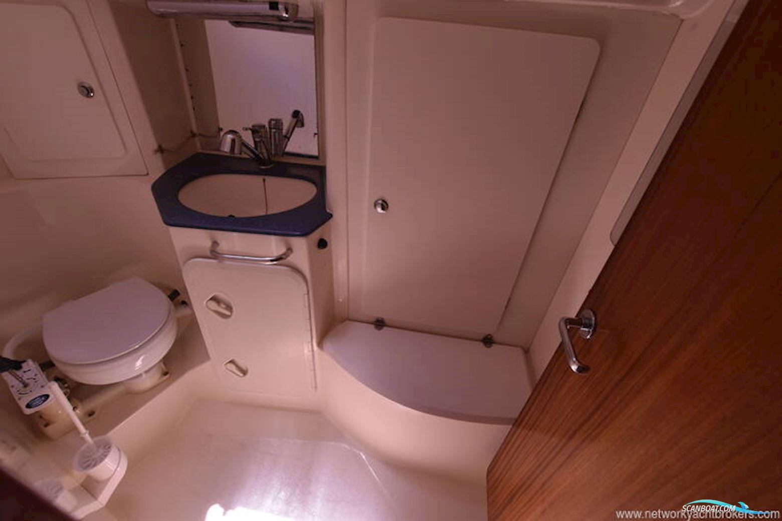 Bavaria 38