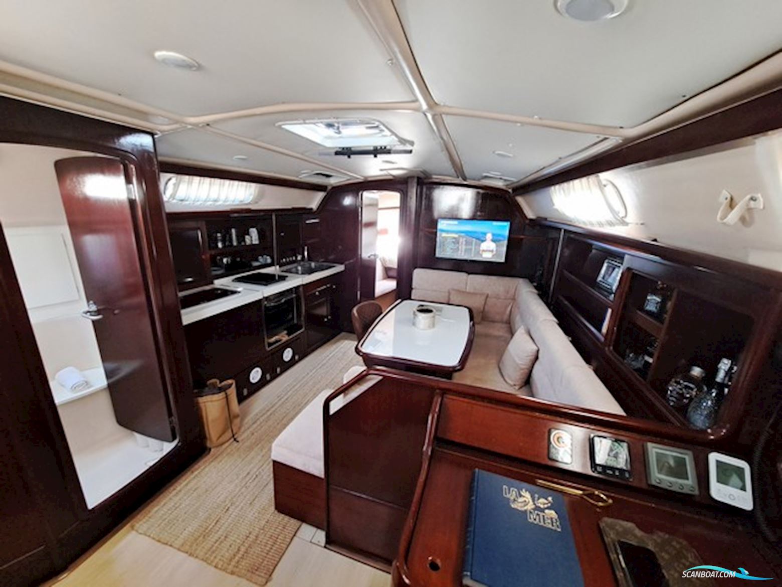 Bavaria 40