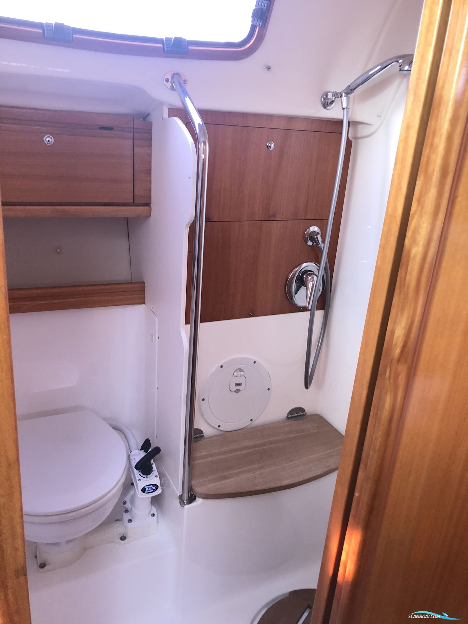 Bavaria 42 Cruiser