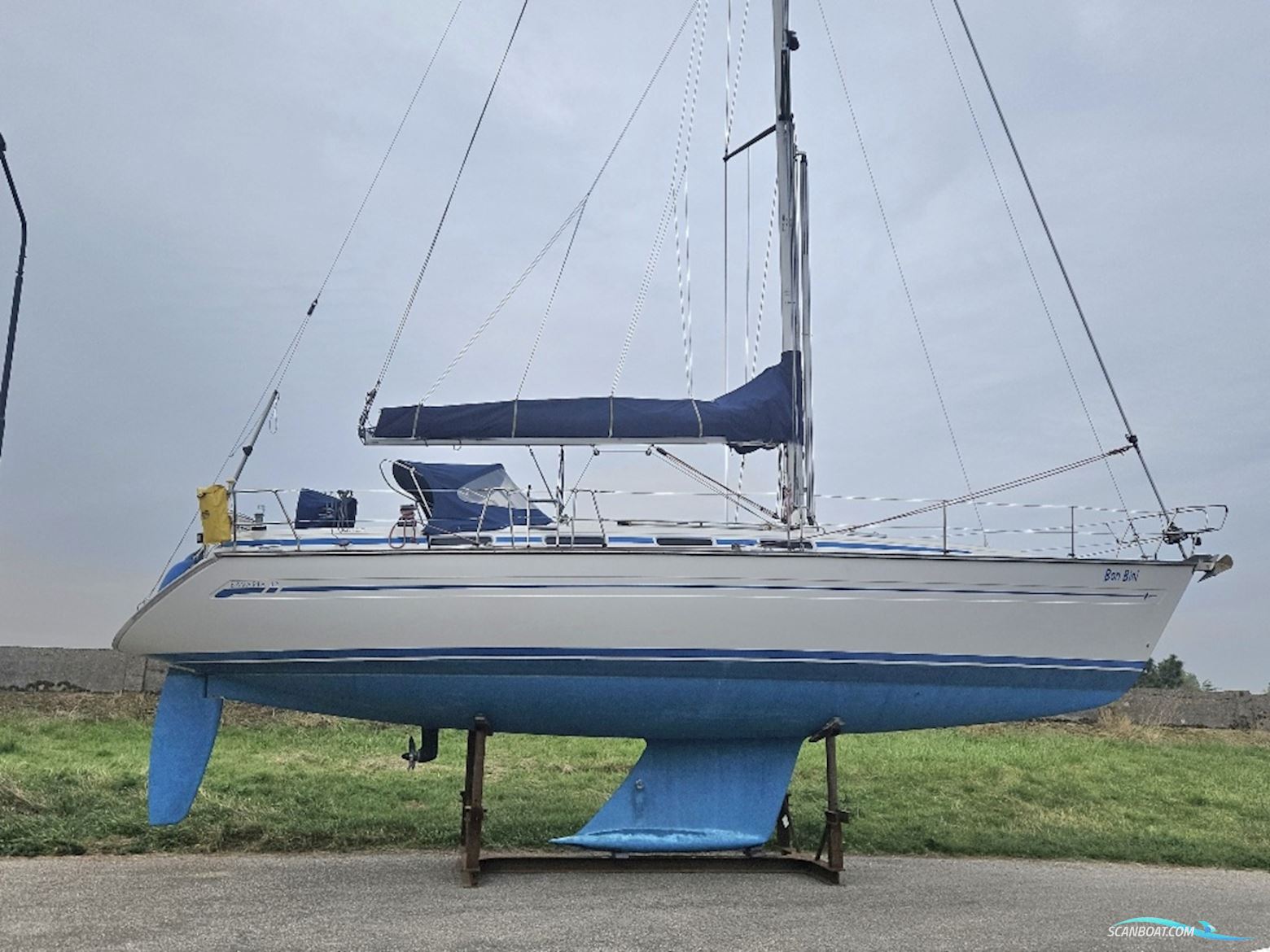Bavaria 42