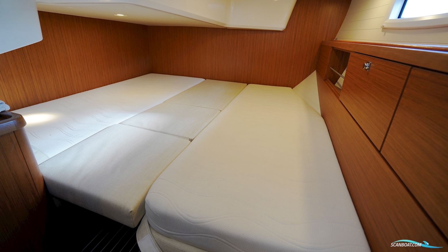Bavaria 42 Vision