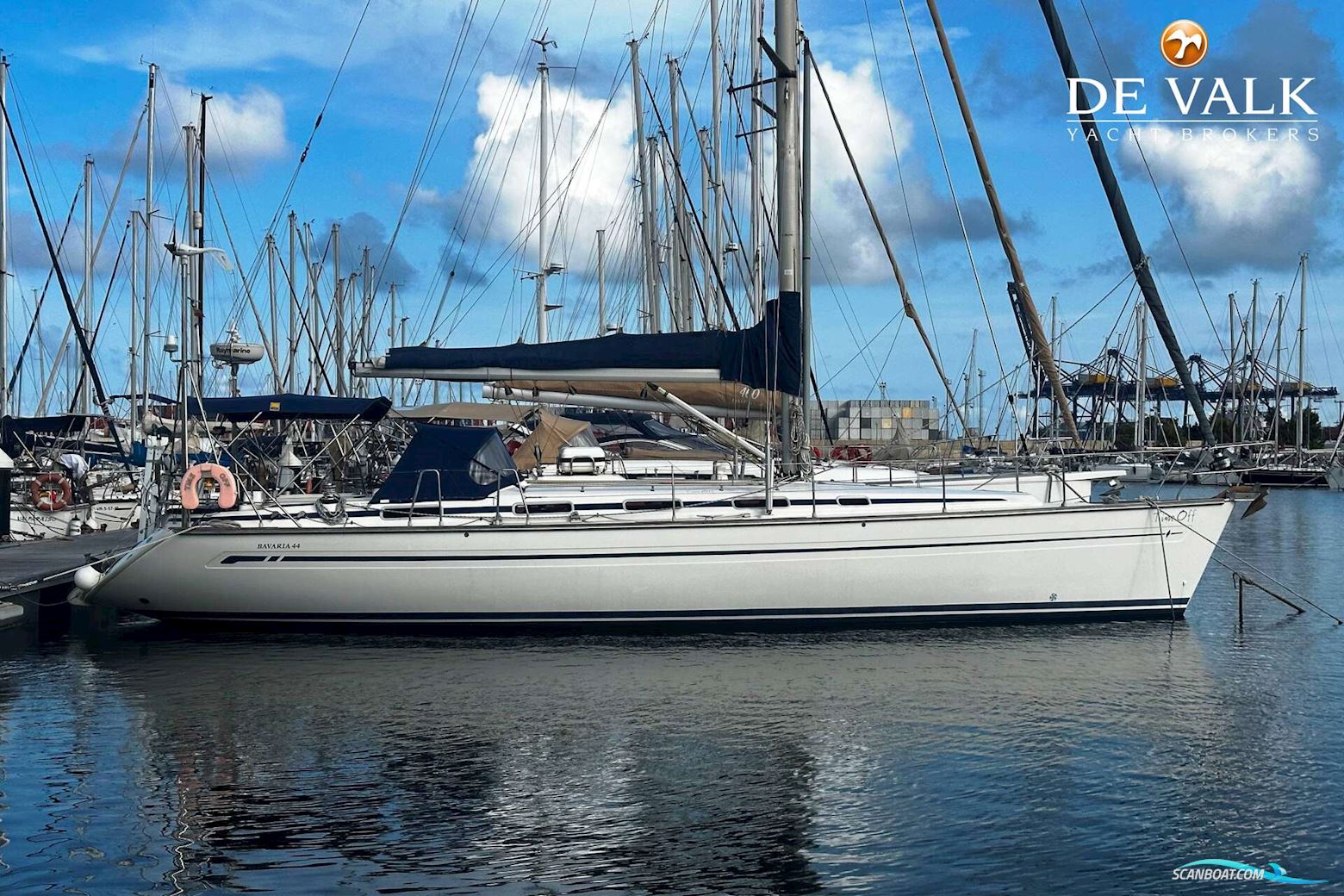 Bavaria 44-4 Sailingboat 2002, with Volvo Penta engine, Spain