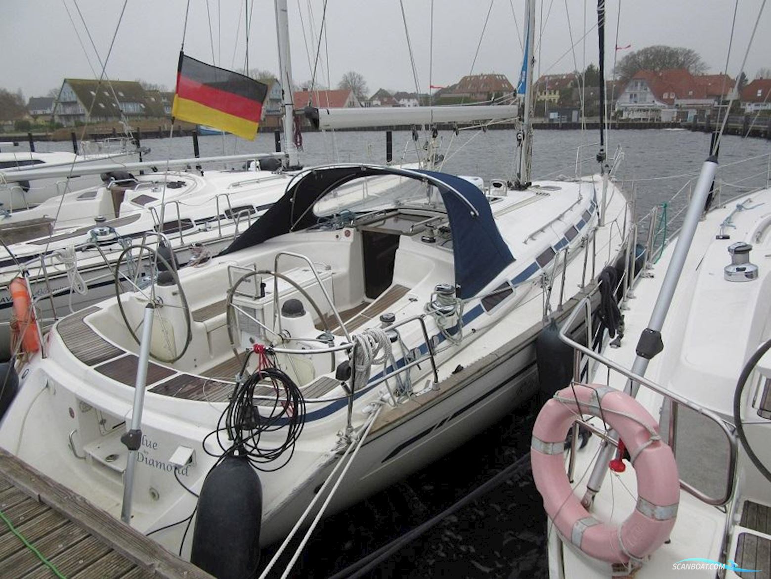 Bavaria 44 Sailingboat 2002, with Volvo Penta engine, Germany
