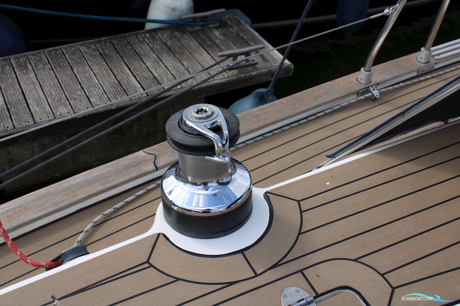 Bavaria 44