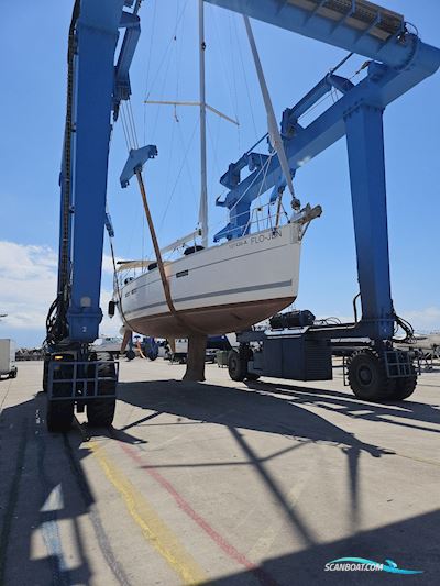 Bavaria 45 Cruiser Sailingboat 2013, with Volvo Penta D2-55 engine, Italy