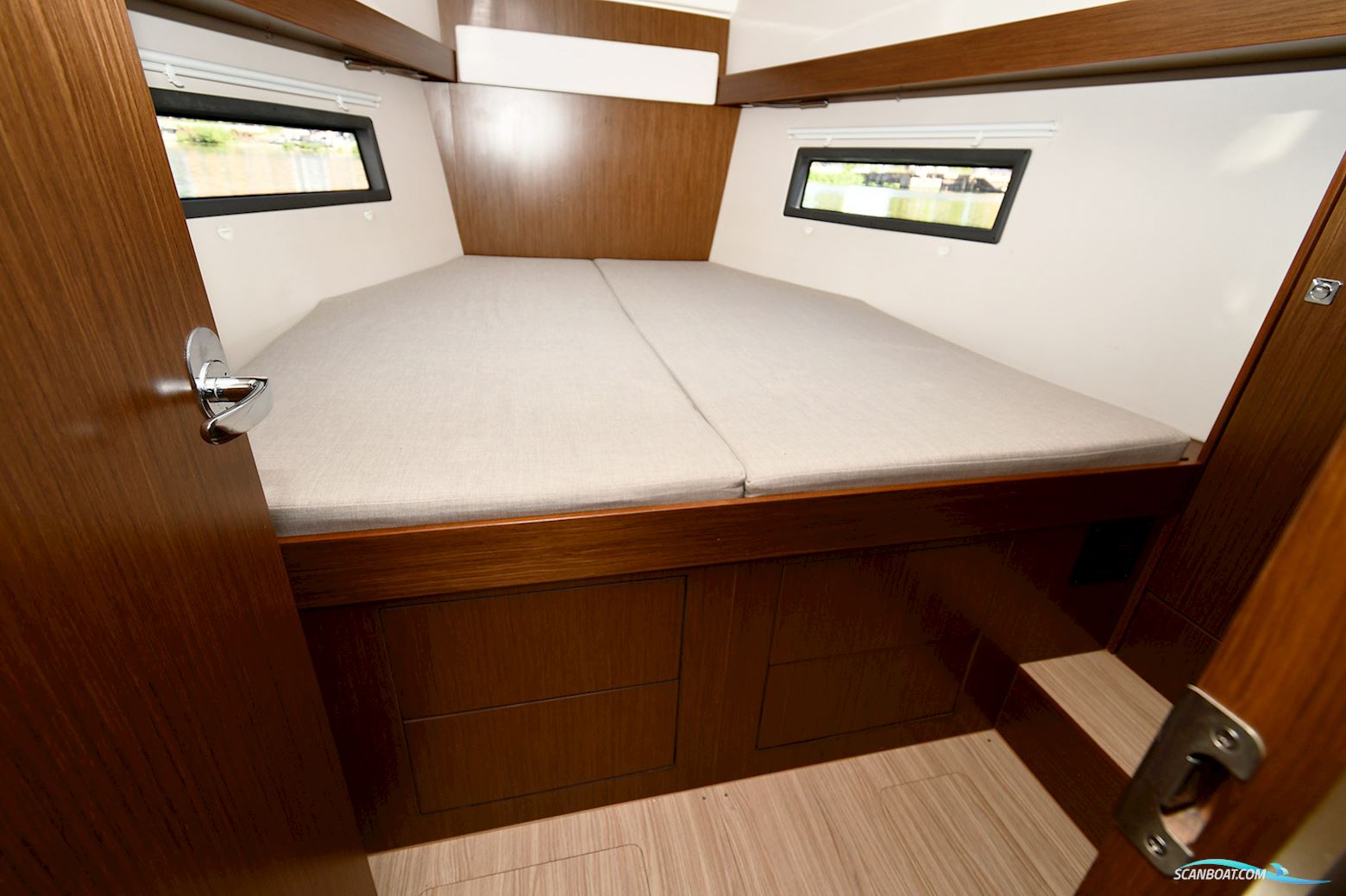 Bavaria C 38