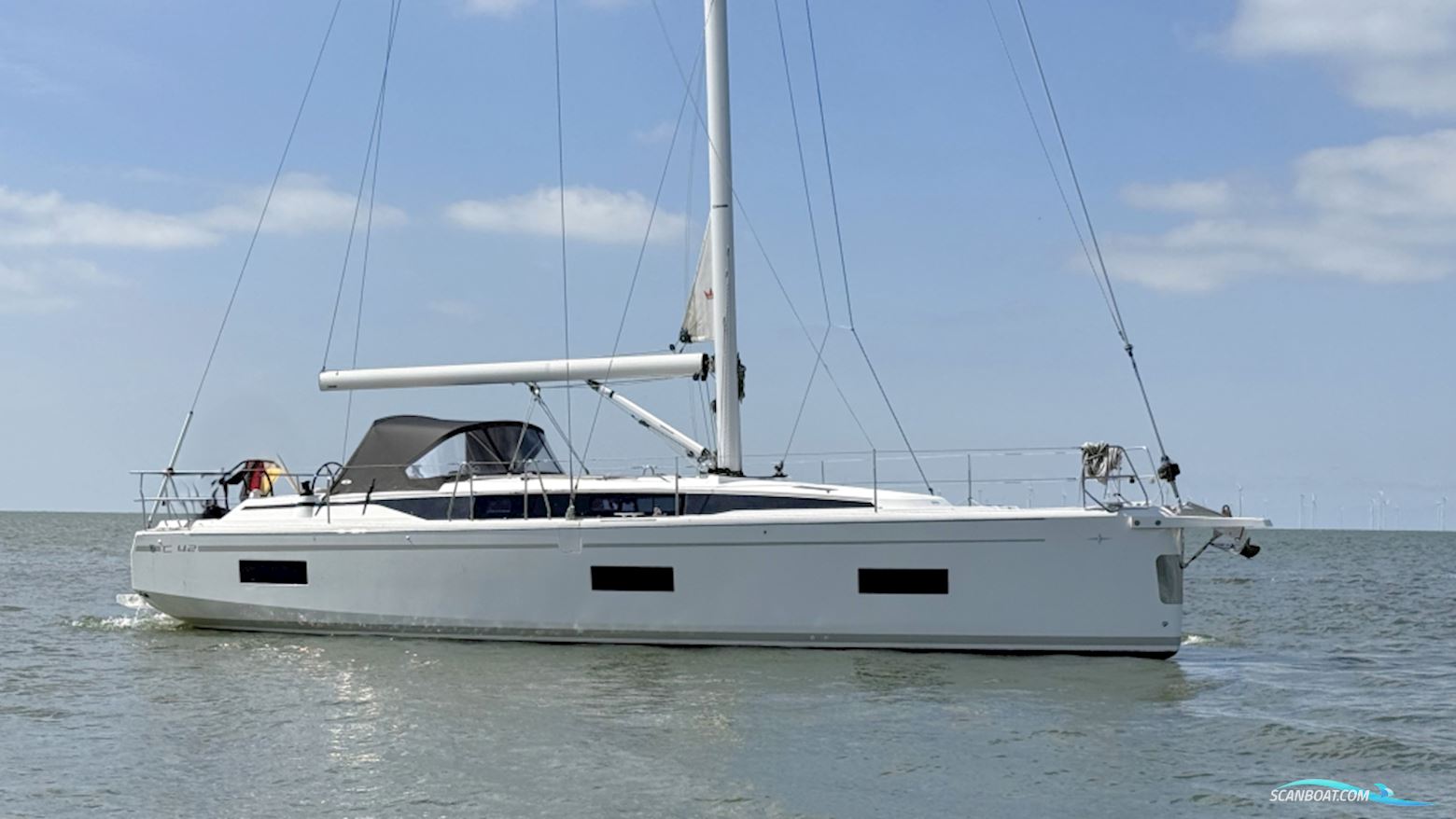 Bavaria C 42