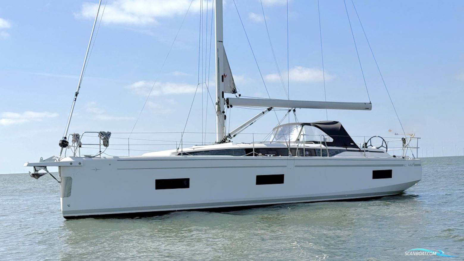 Bavaria C 42