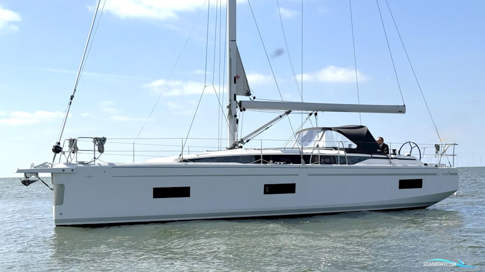 Bavaria C 42