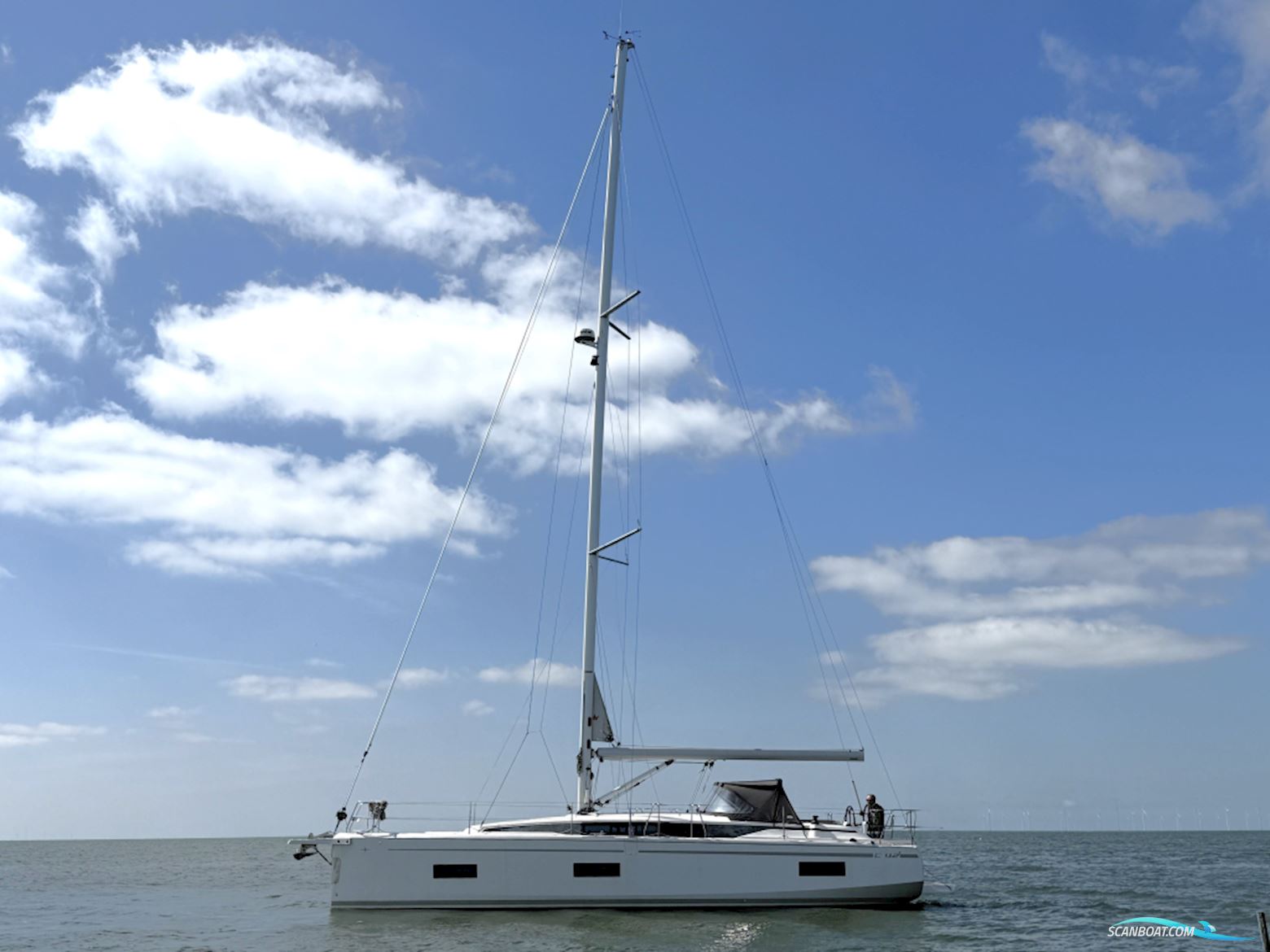 Bavaria C 42