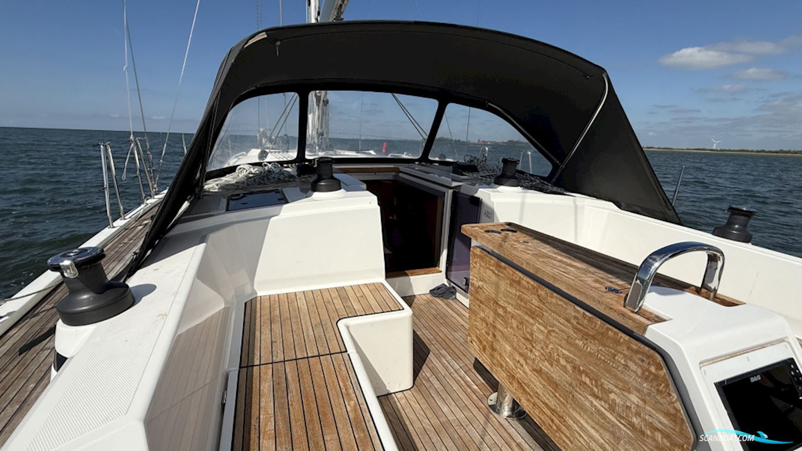 Bavaria C 42