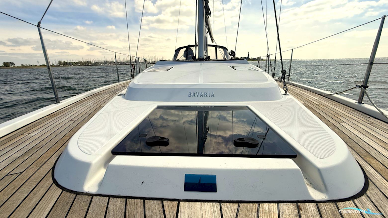 Bavaria C 42