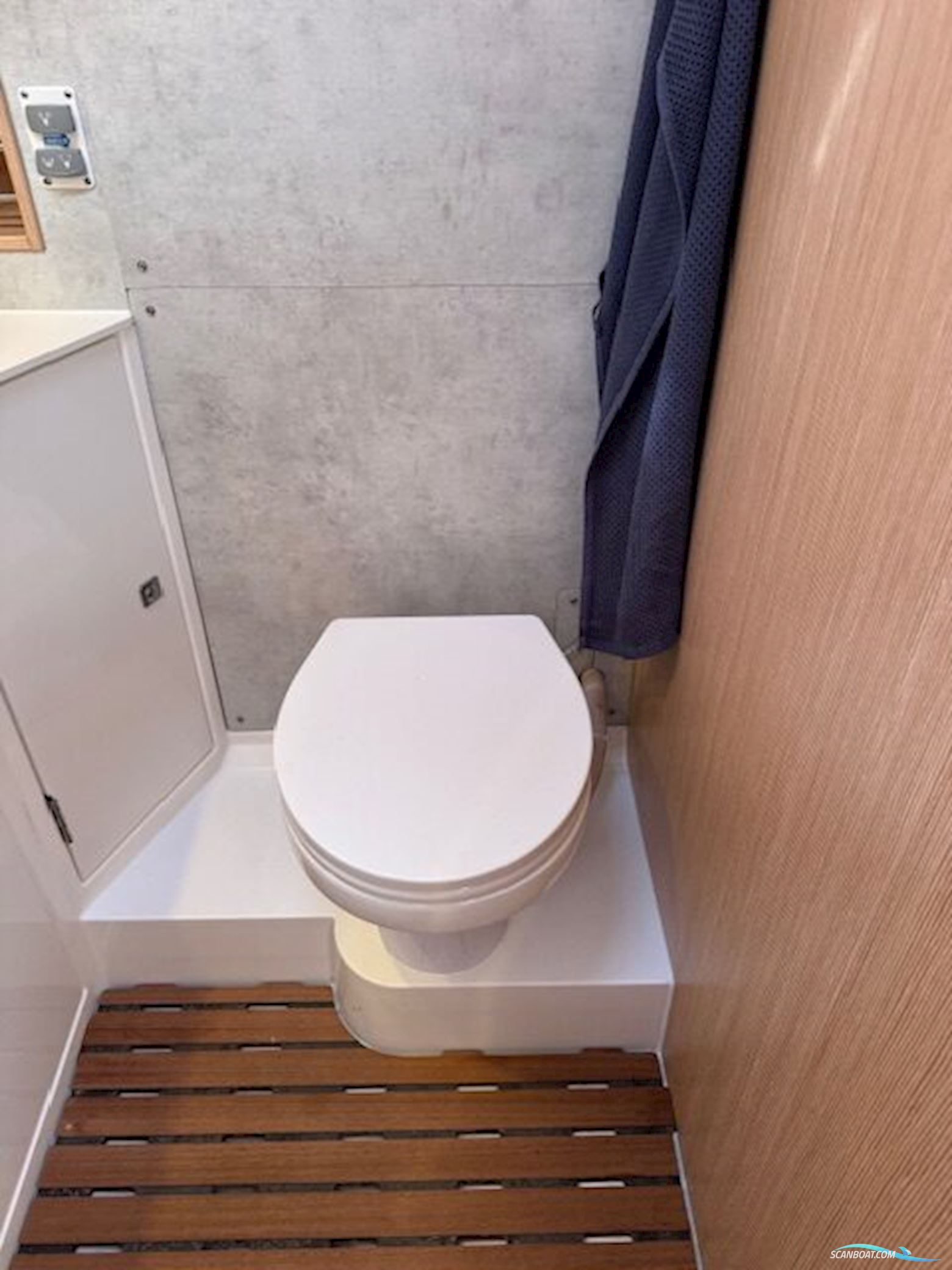 BAVARIA C 42 STYLE PRIVATBÅD