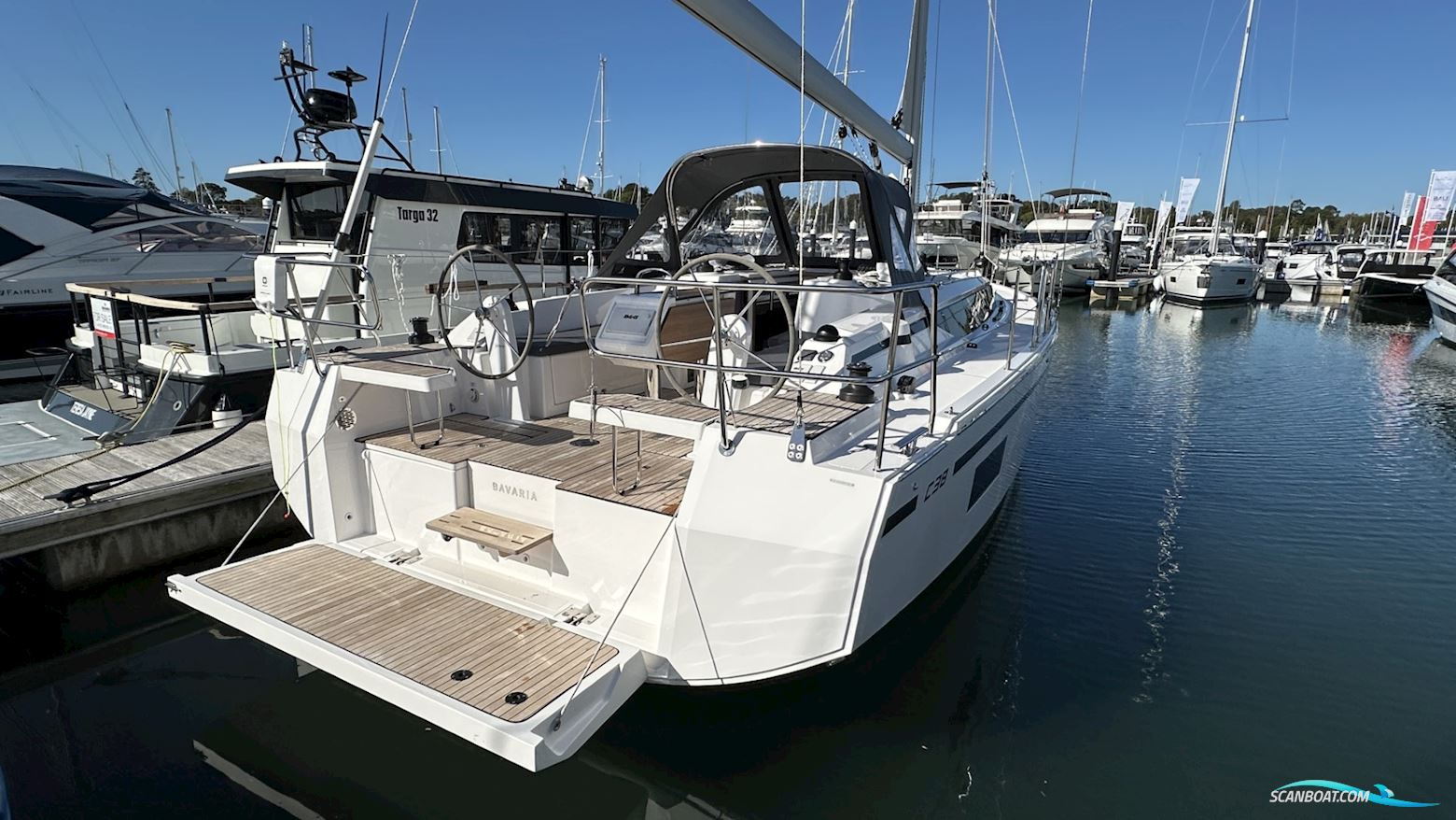 Bavaria C38