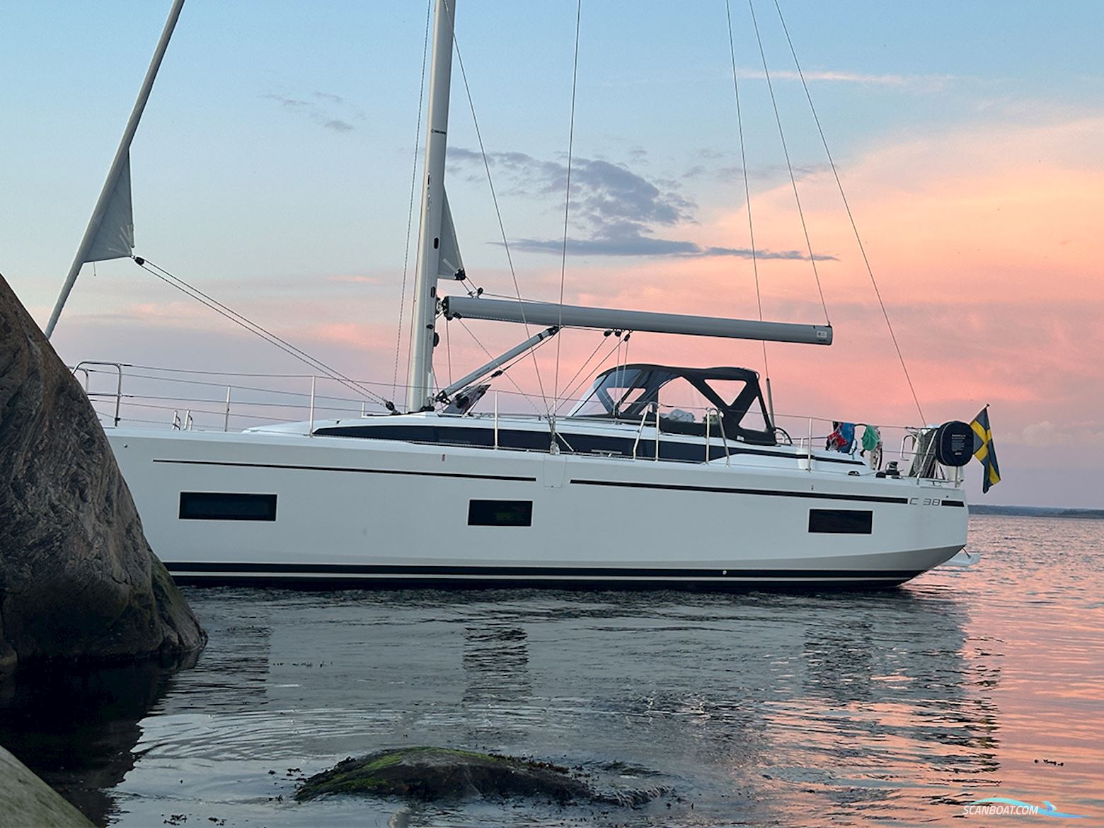 Bavaria C38