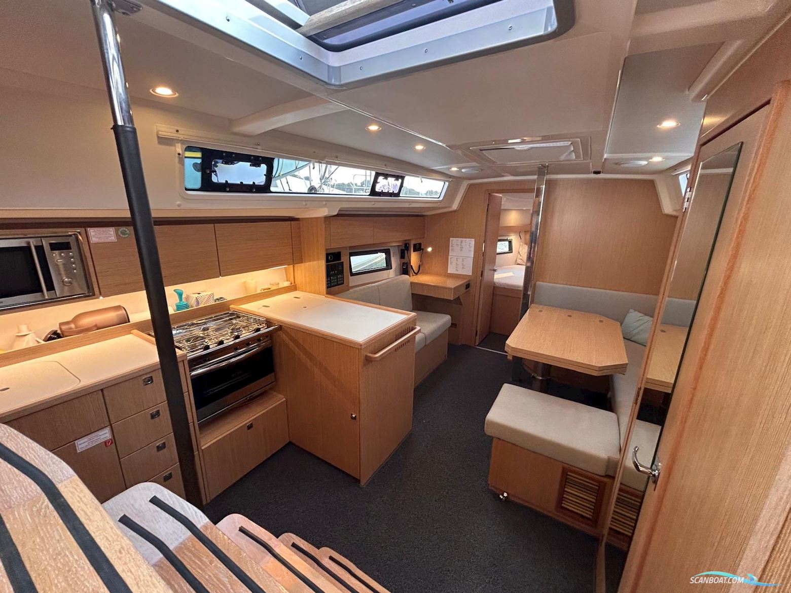 Bavaria C38