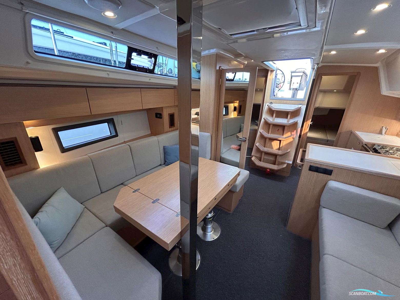 Bavaria C38
