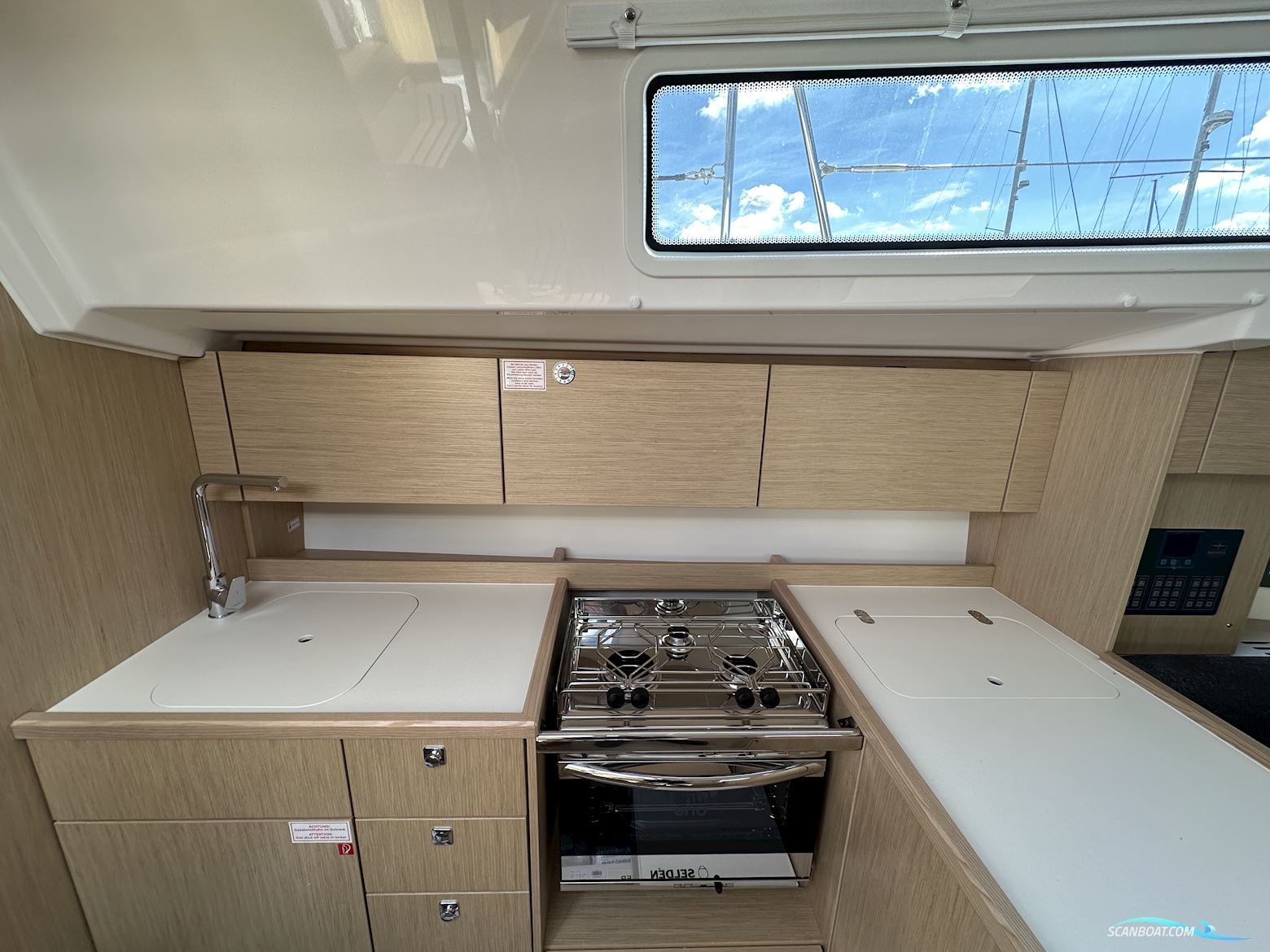 Bavaria C38