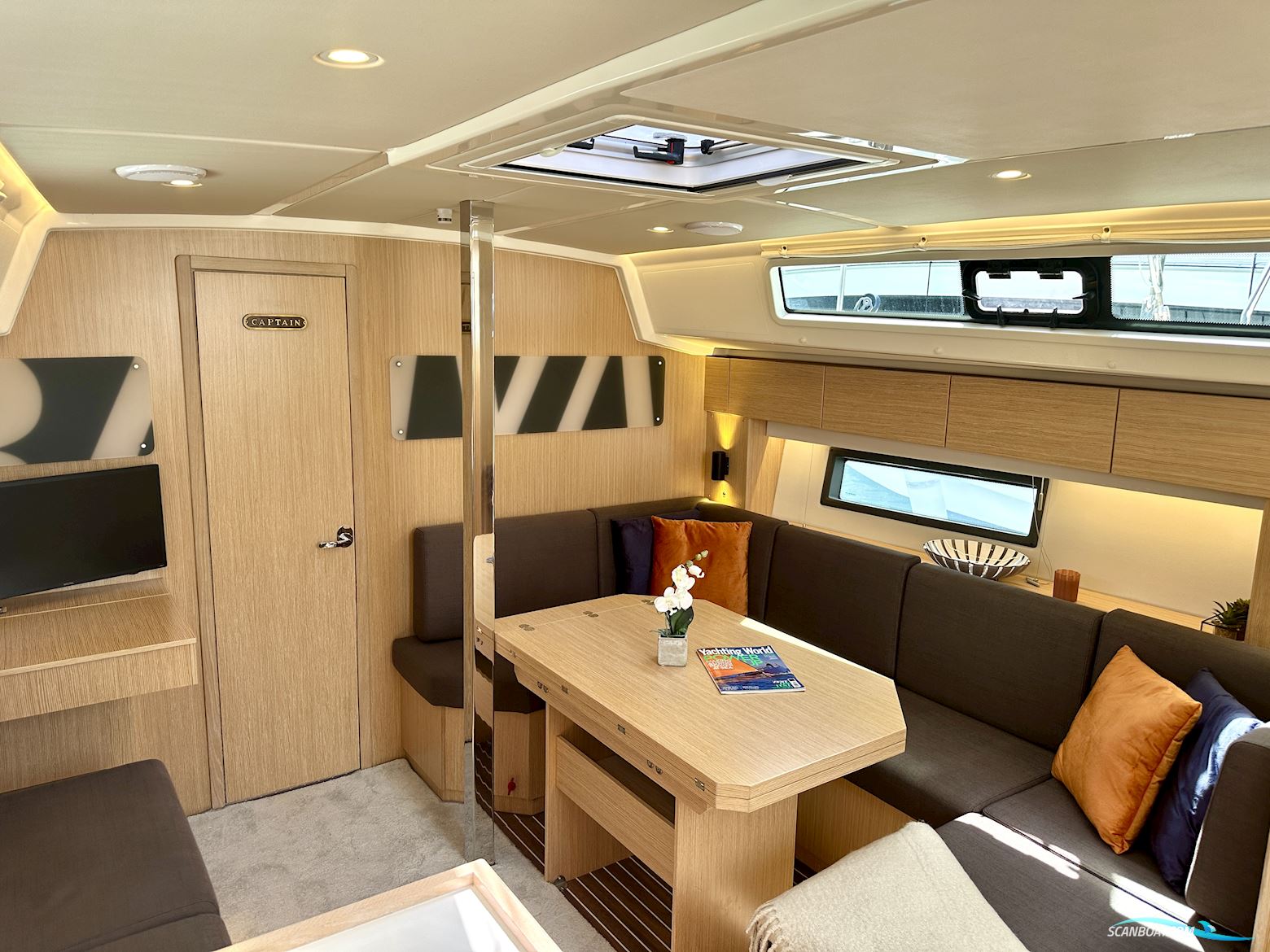 Bavaria C42
