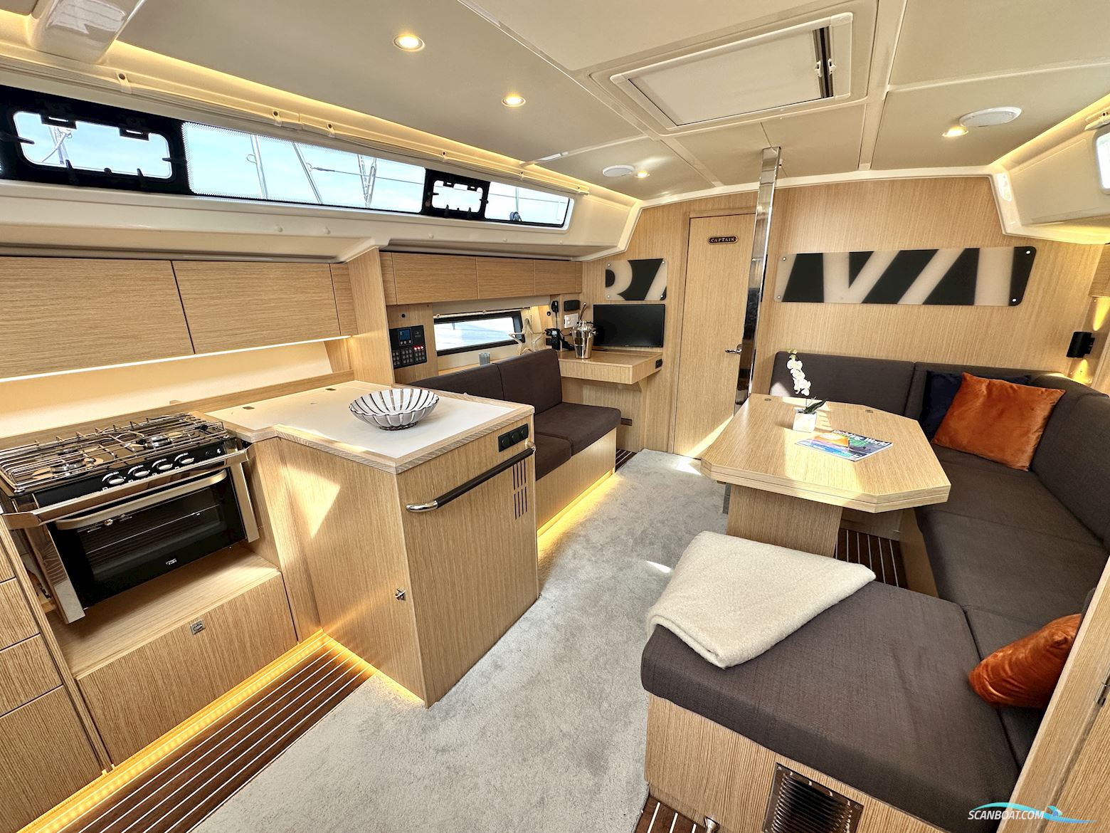 Bavaria C42