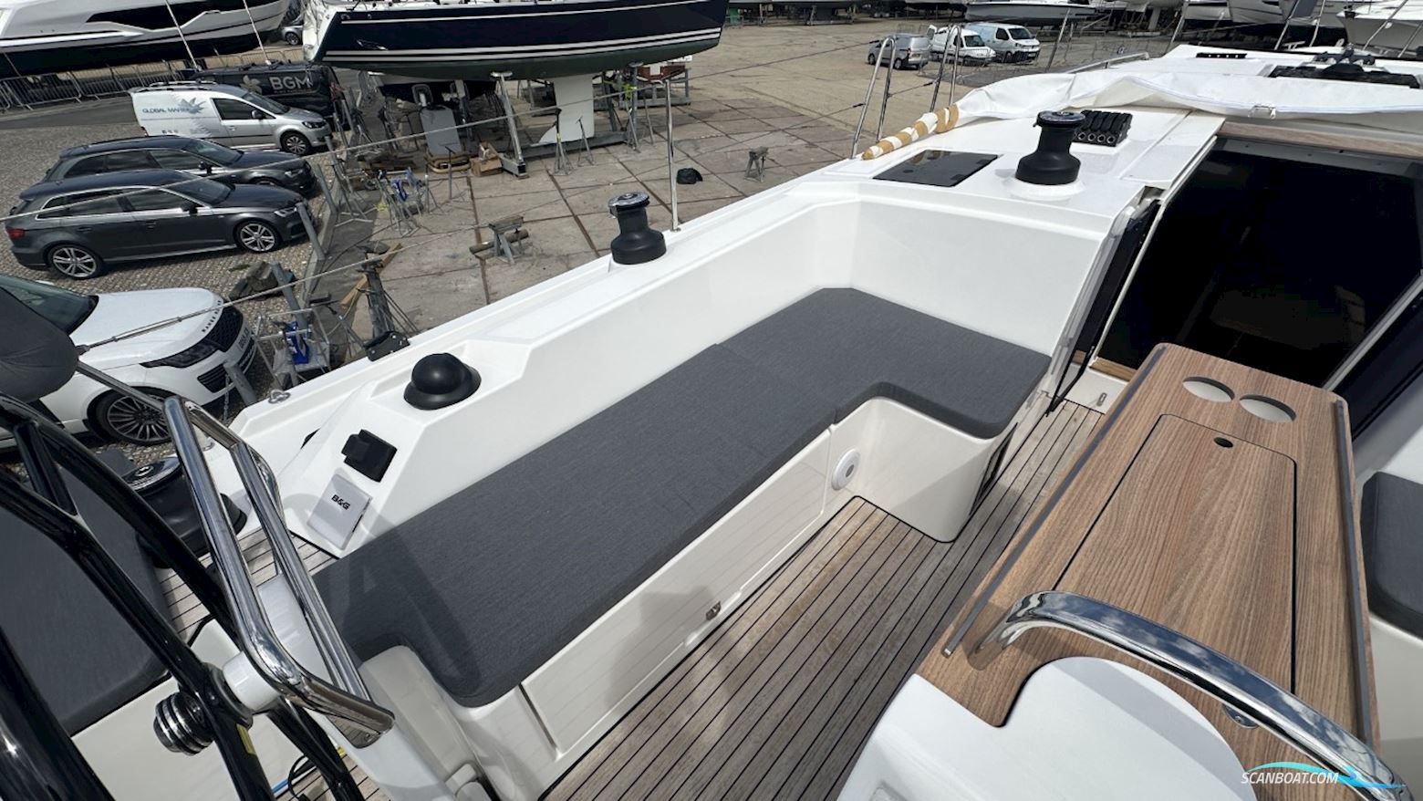 Bavaria C42
