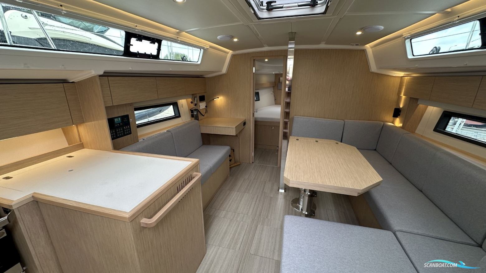 Bavaria C42