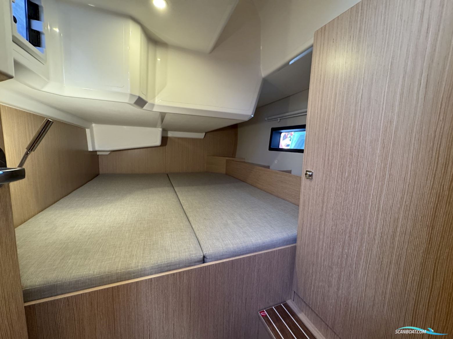 Bavaria C42