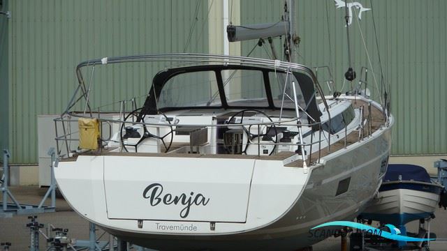 Bavaria C45 Style