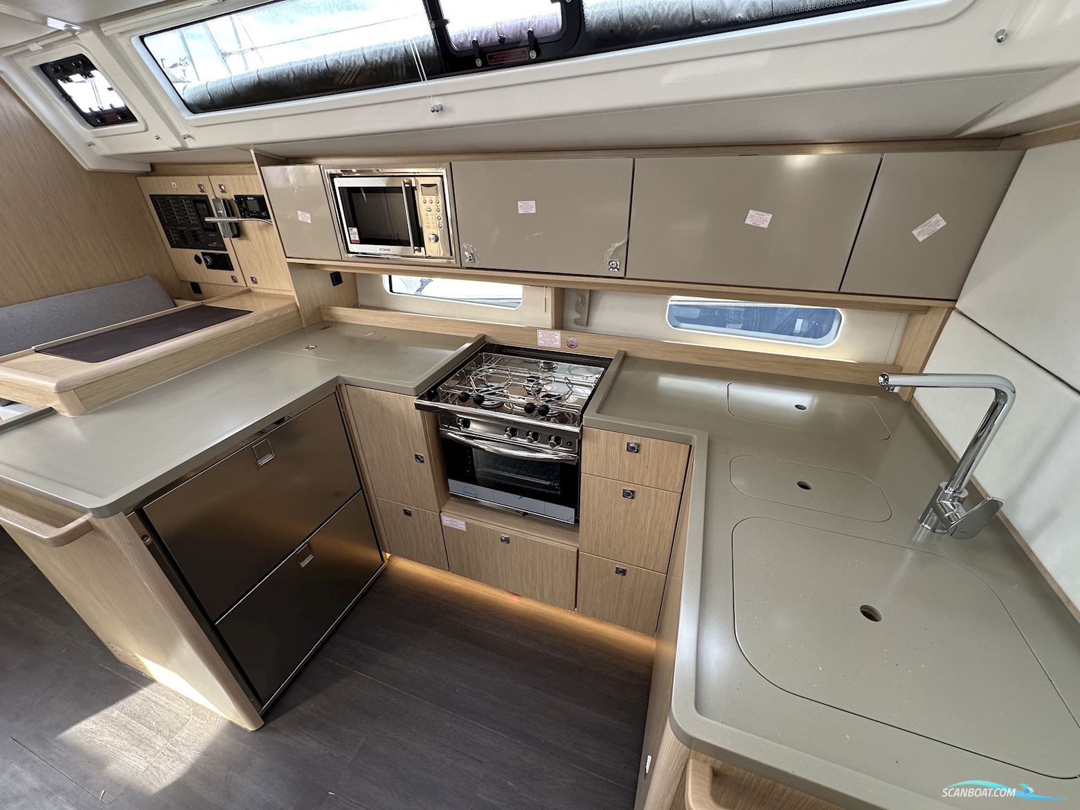 Bavaria C46
