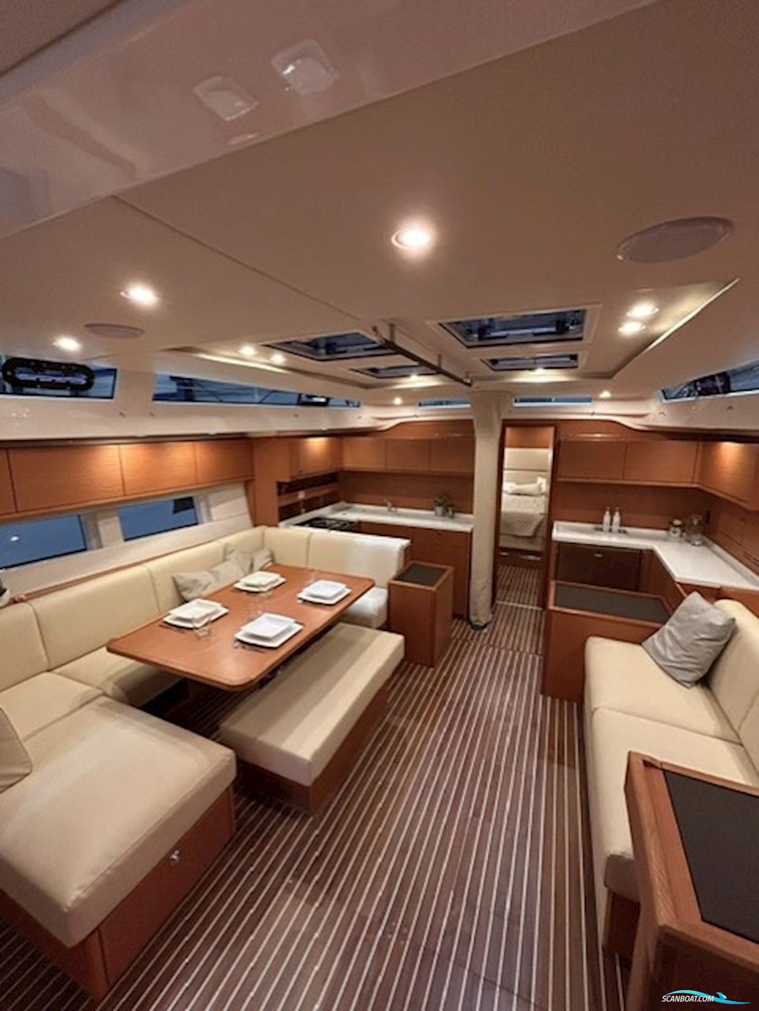 Bavaria C57 Style
