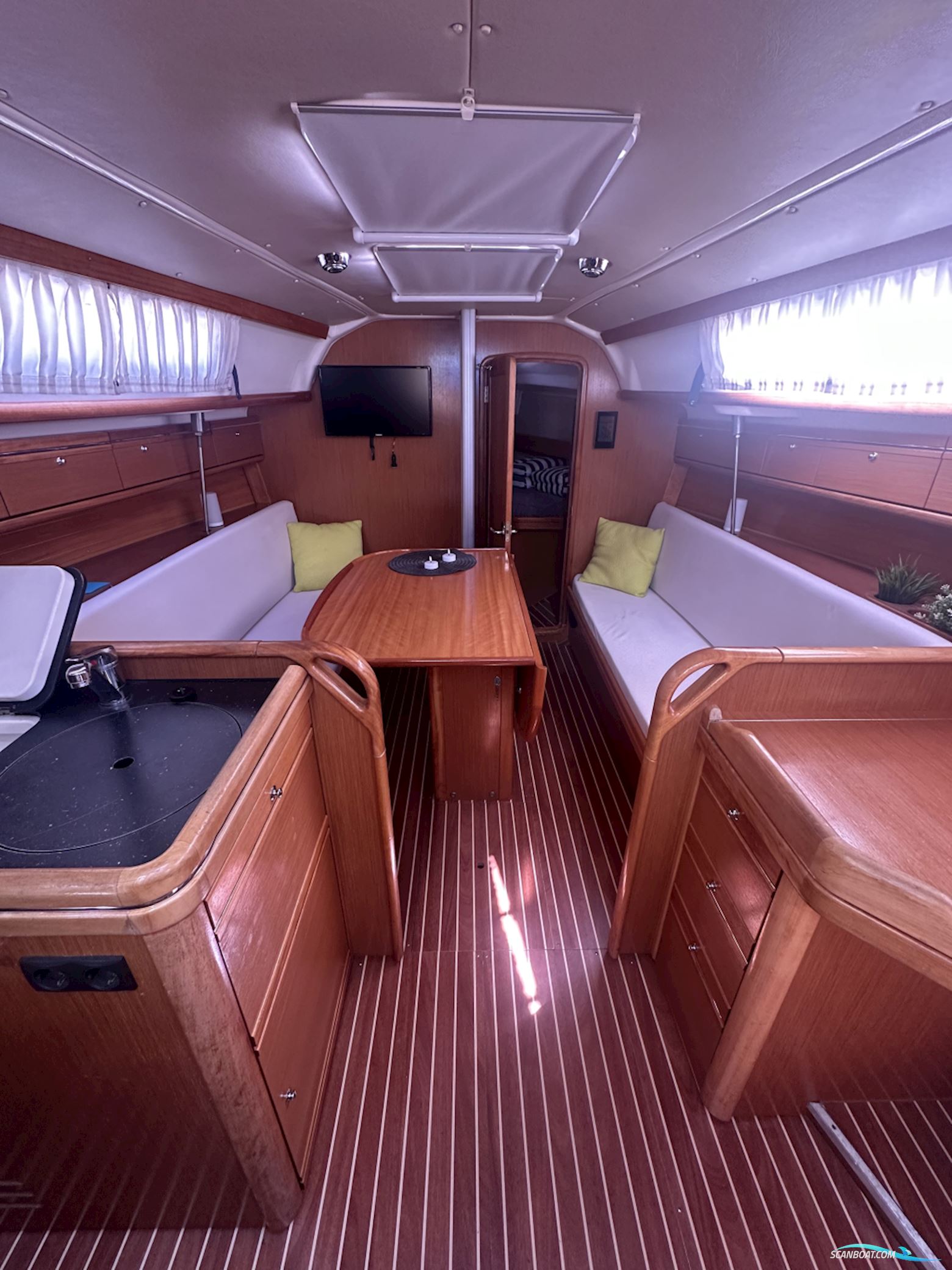 Bavaria Cruiser 31