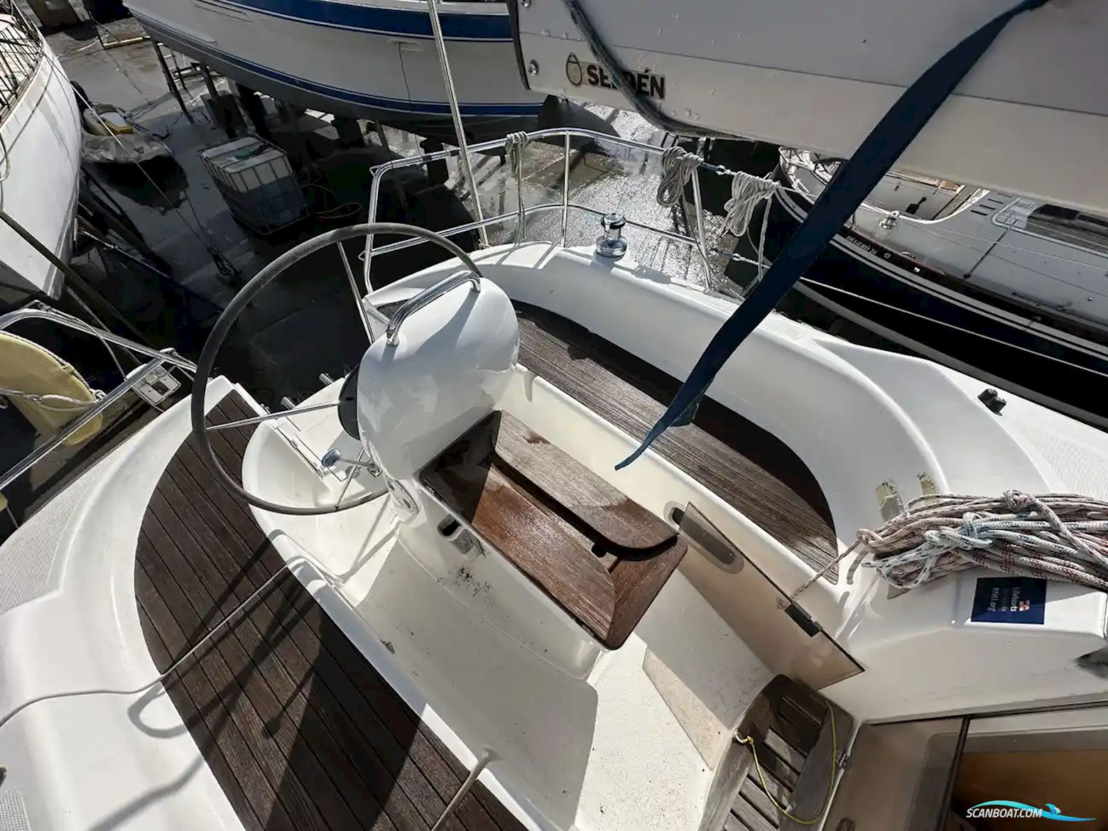 Bavaria Cruiser 32