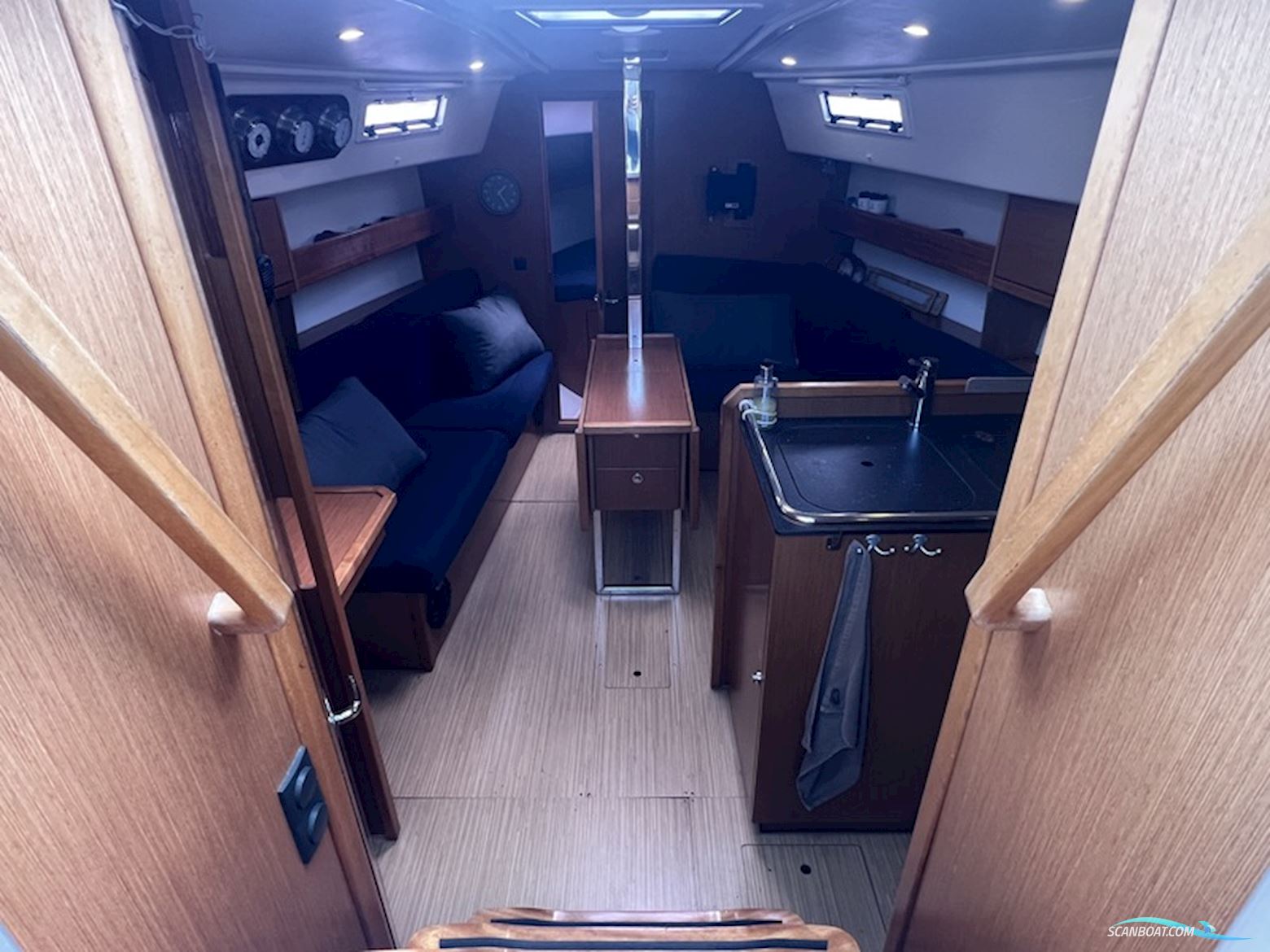 Bavaria Cruiser 32
