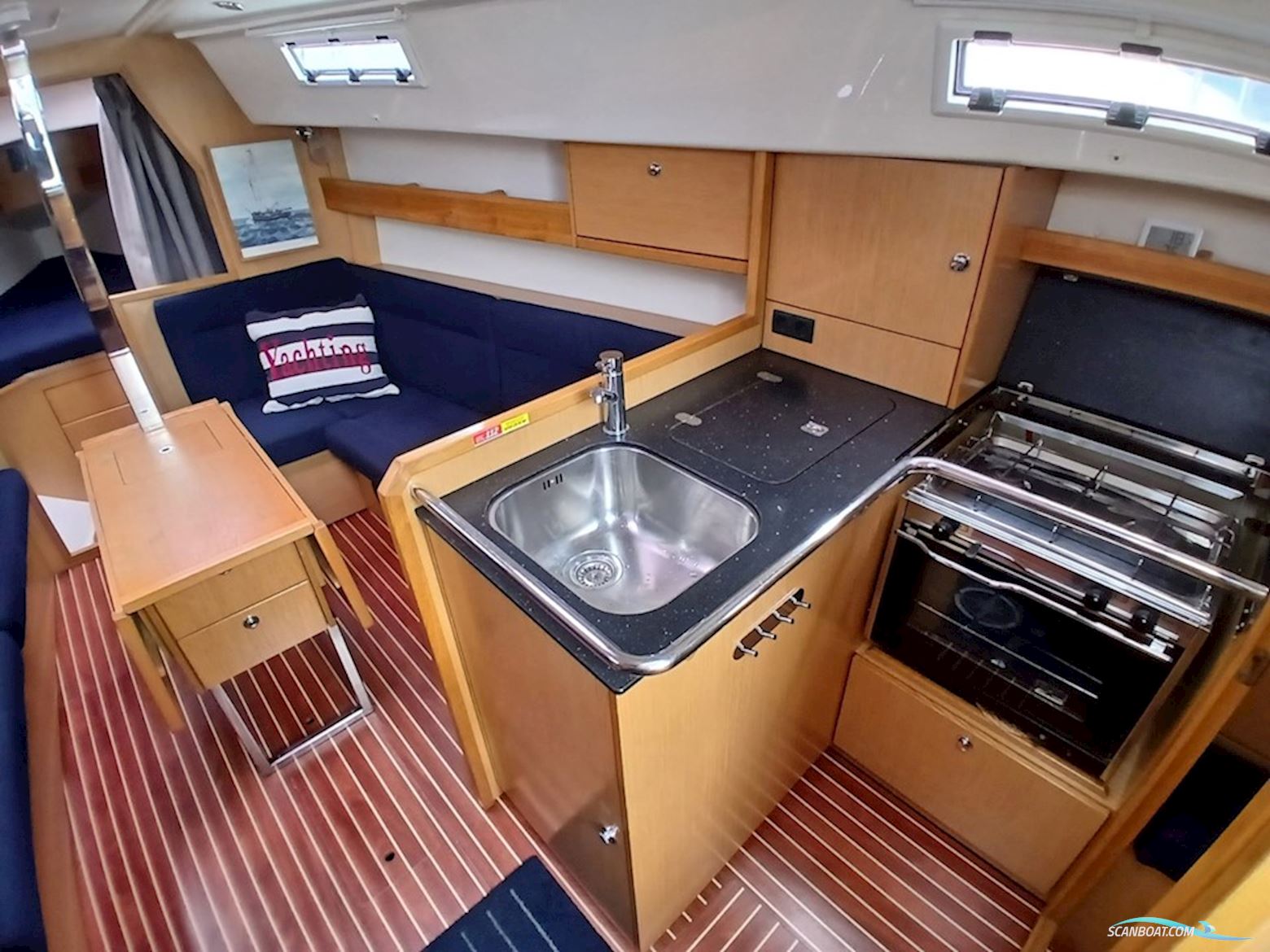 Bavaria Cruiser 32