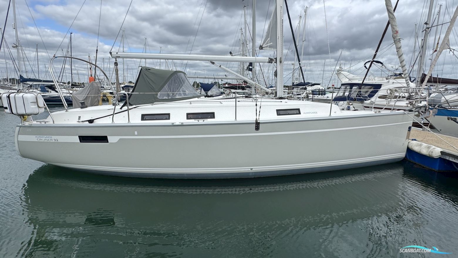 Bavaria Cruiser 32 Sailingboat 2013, with Volvo Penta engine, United Kingdom