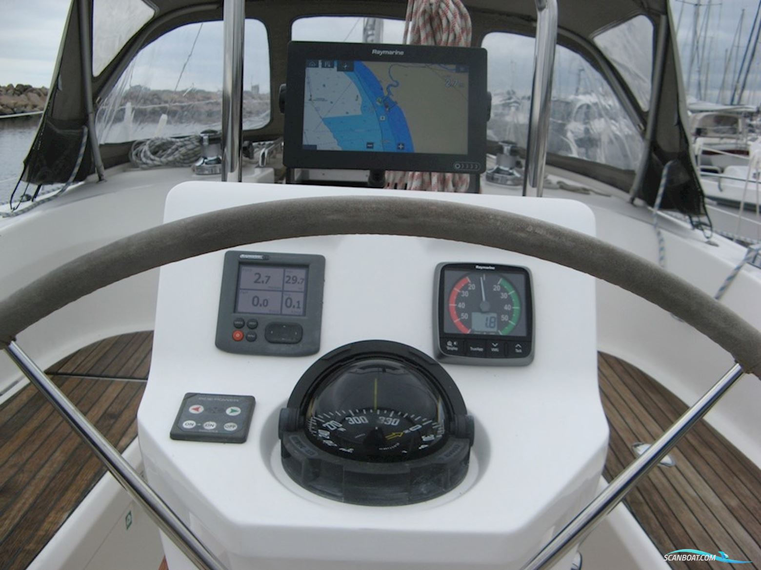 Bavaria Cruiser 32
