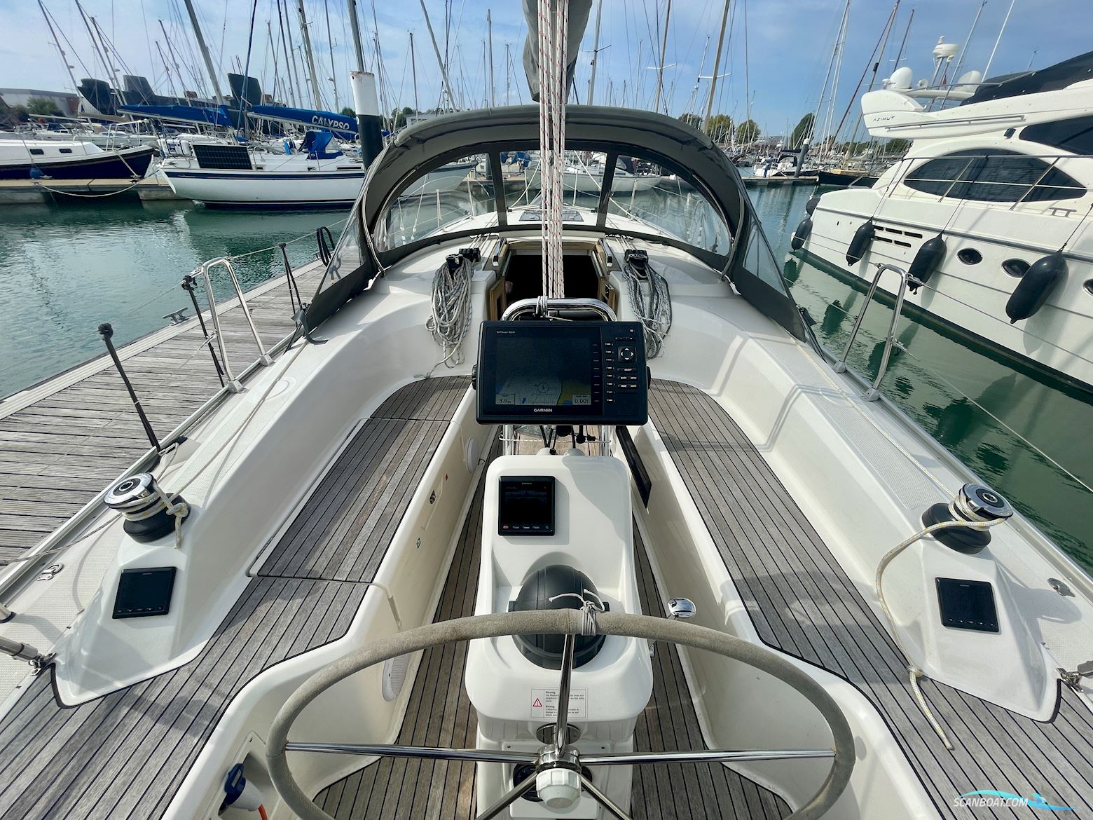 Bavaria Cruiser 33