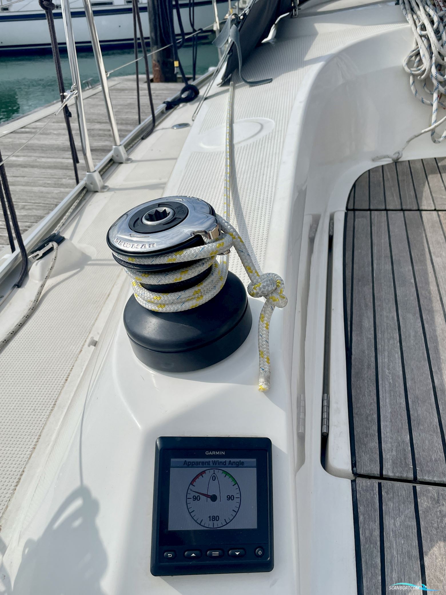 Bavaria Cruiser 33