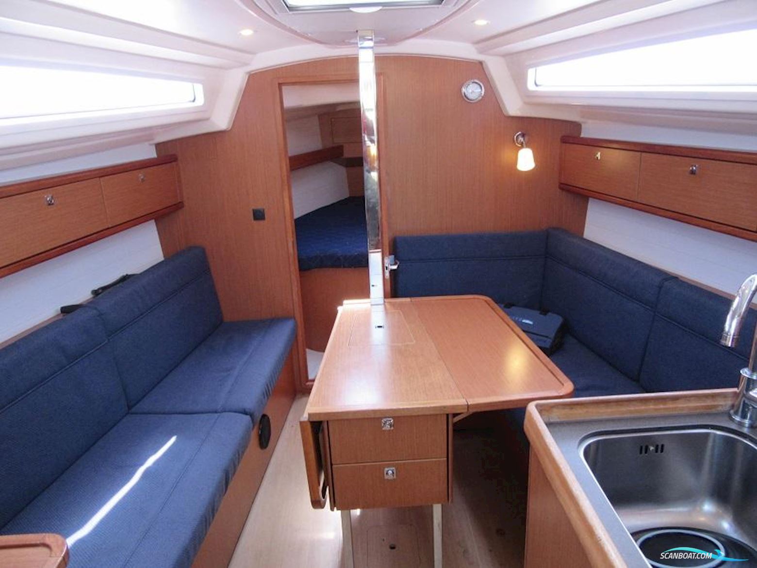 Bavaria Cruiser 33