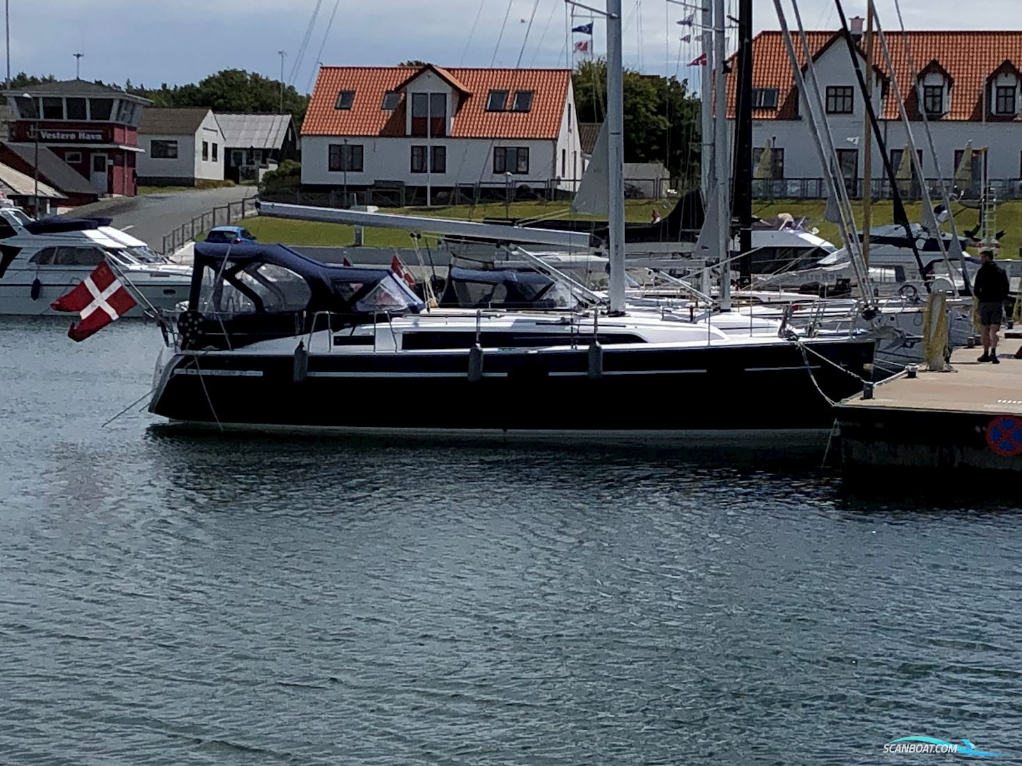 Bavaria Cruiser 37