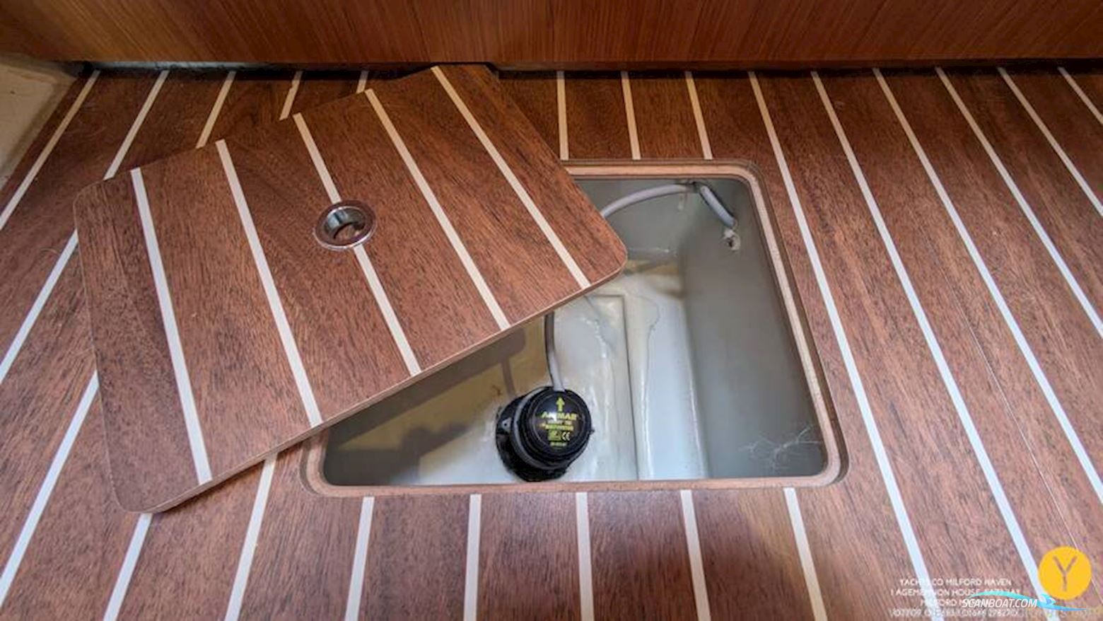 Bavaria Cruiser 37