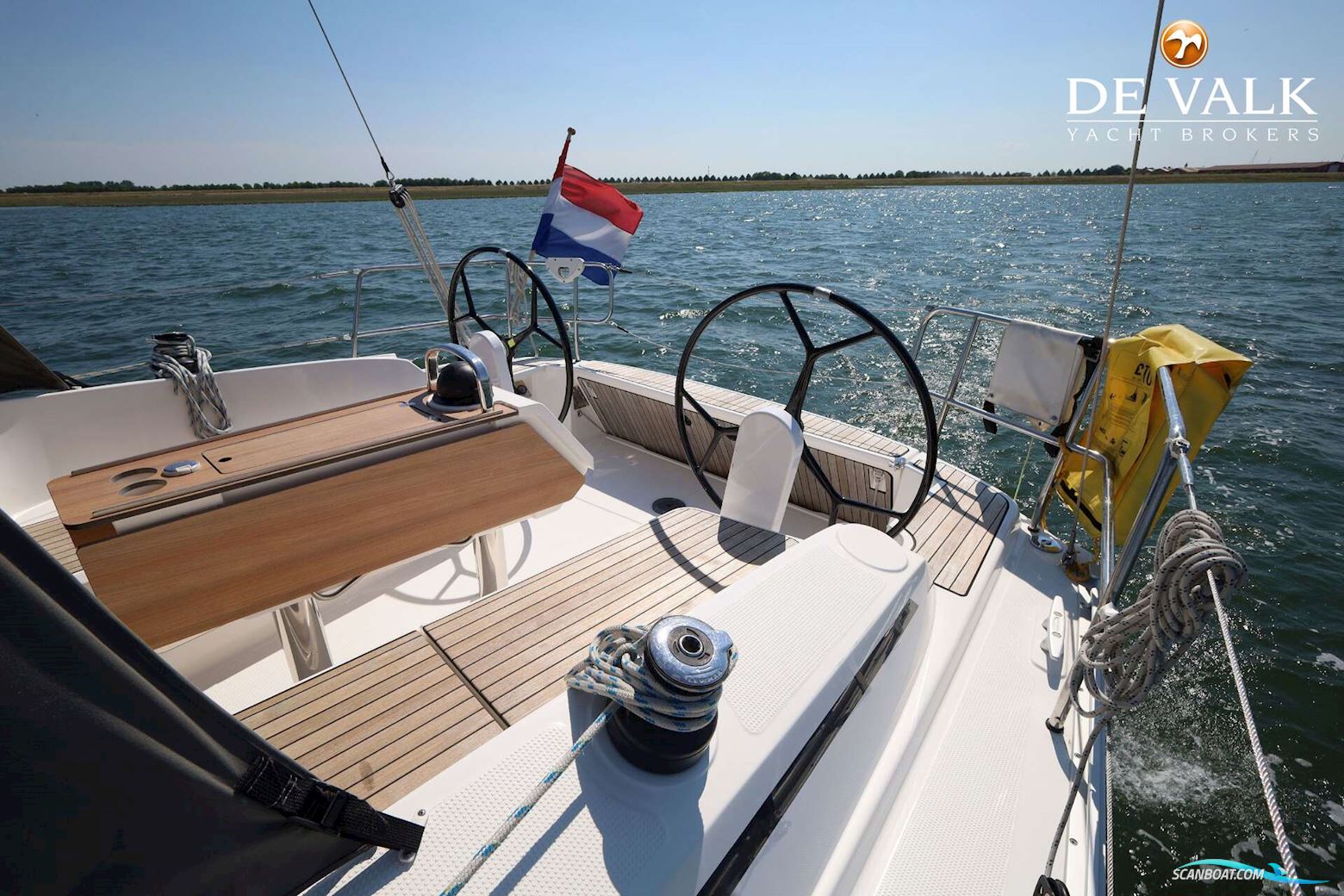 Bavaria Cruiser 37